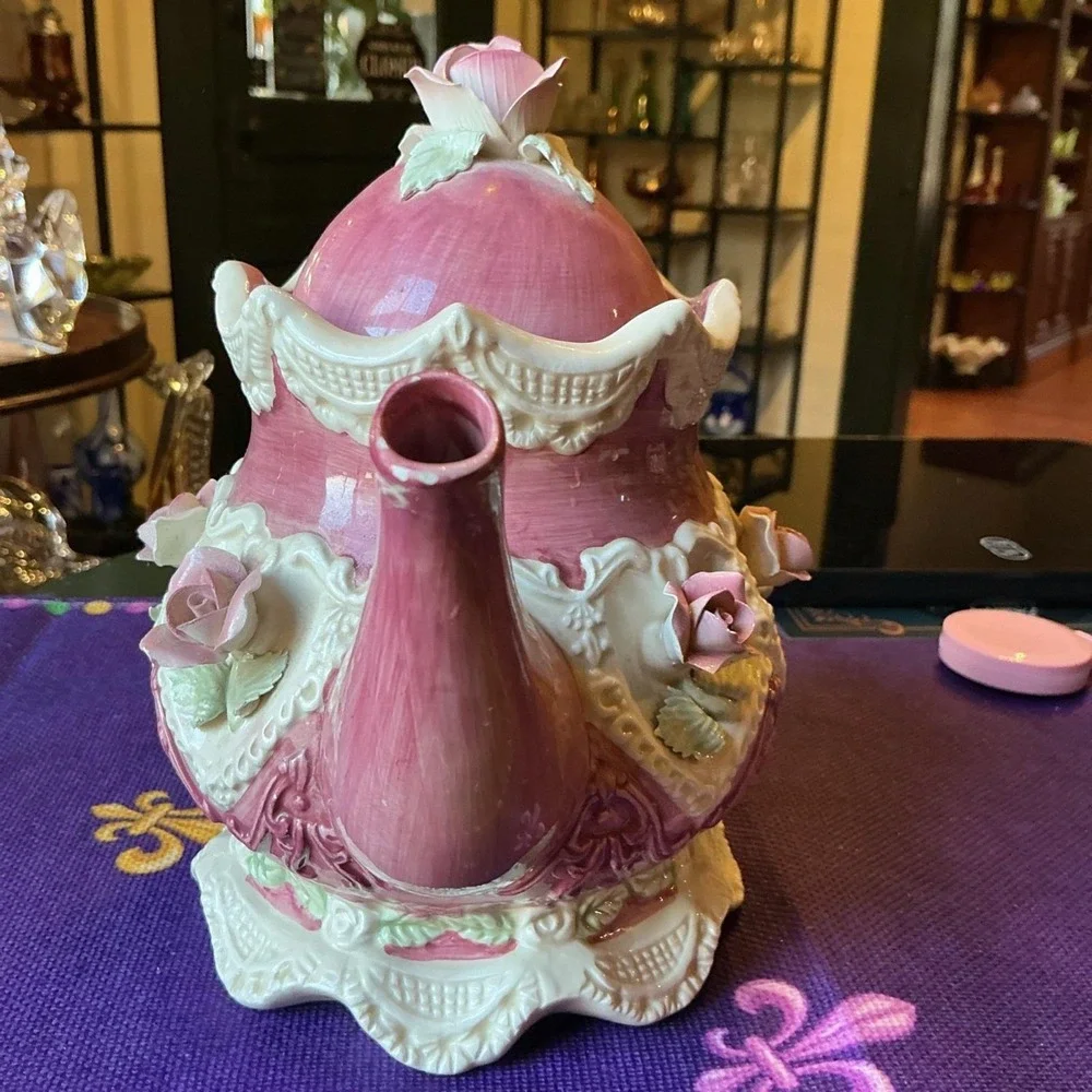 Antique‎ Majolica Teapot Pink Victorian 3D Roses (Damaged)